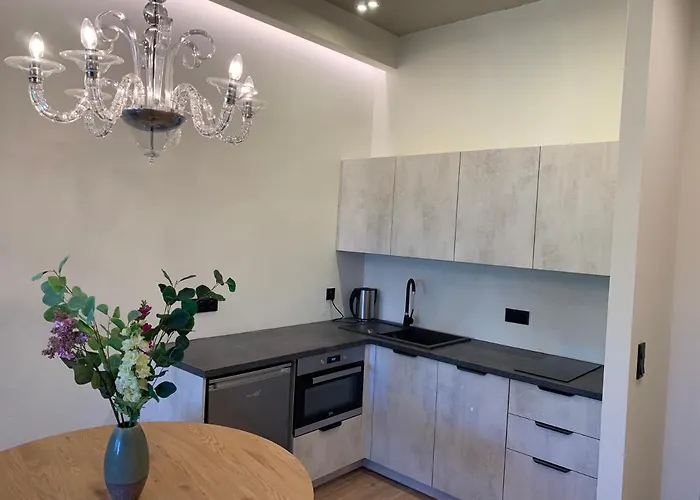 Sunsethome Apartman *